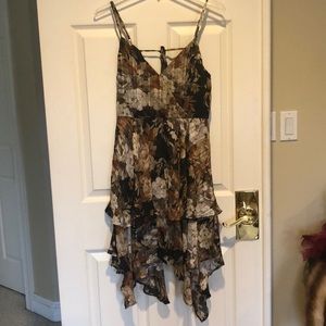 Xhilaration Dress Flower Flowing SilverAccents SzS